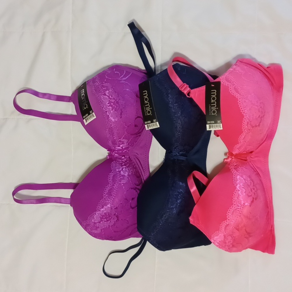 Three (3) Mamia 36C molded cups, padded cups. Item #100723-11